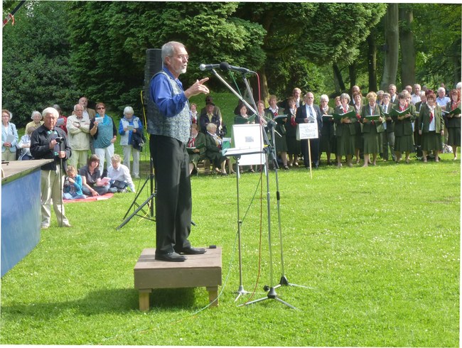 ../previews/079-SingendeGraft 49.JPG.medium.jpeg