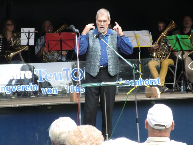 ../previews/099-SingendeGraft 69.JPG.medium.jpeg